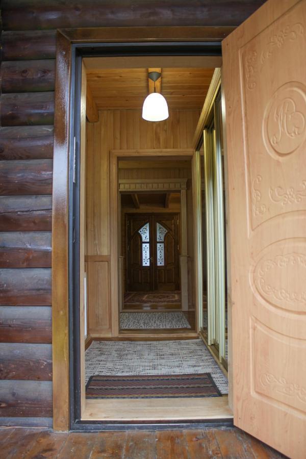 Чорногірський Вітер Vila Verkhovyna Exterior foto